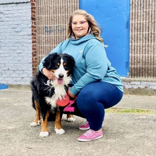 Plus Size Model & Dog Mom Helps Spread Positive Body Image Message